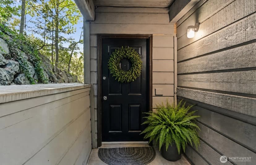 Property photo for 12543 Ne 23rd Place #d1, Bellevue