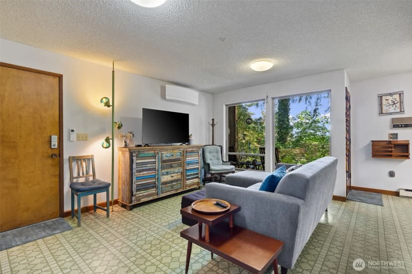 Property photo for 3068 169th Avenue Ne, Bellevue photo 9