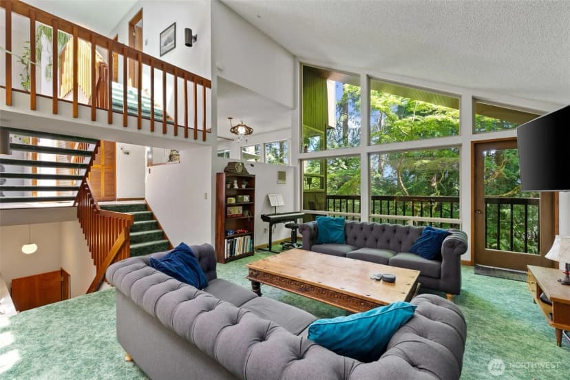 Property photo for 3068 169th Avenue Ne, Bellevue photo 2