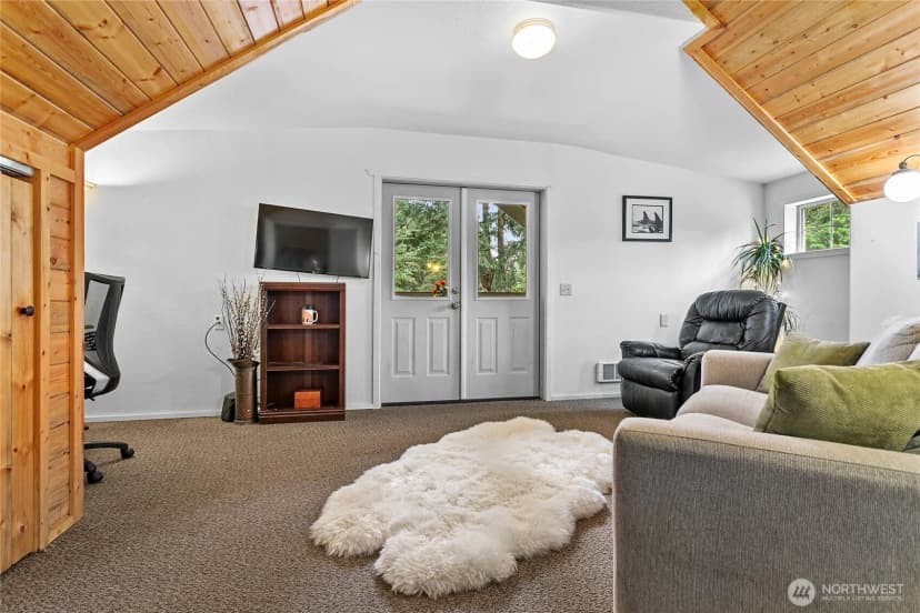 Property photo for 1204 Hughes Avenue, Blaine photo 17