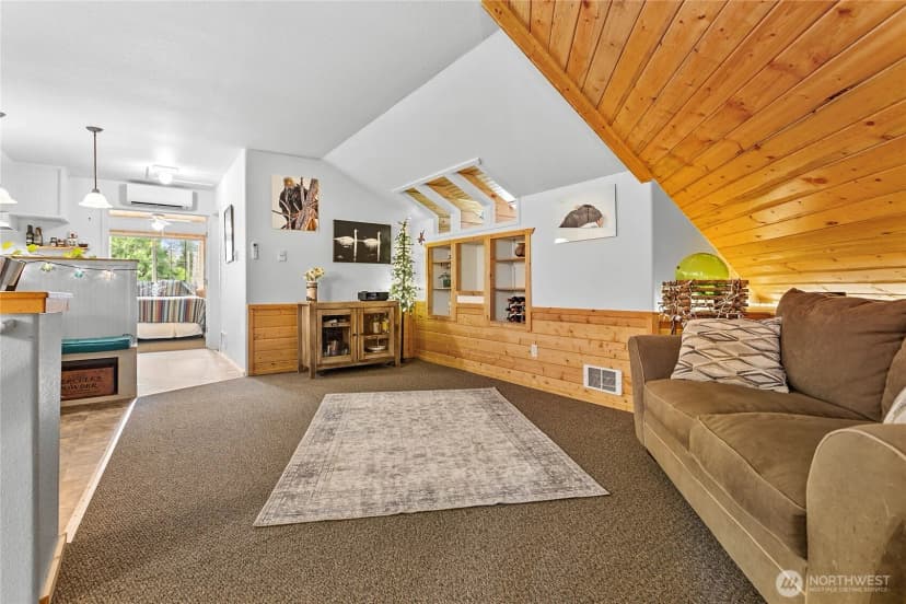 Property photo for 1204 Hughes Avenue, Blaine photo 15