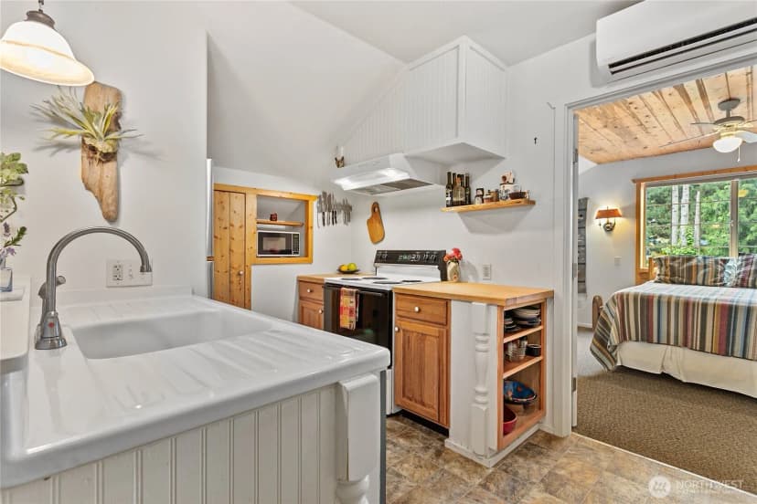 Property photo for 1204 Hughes Avenue, Blaine photo 11