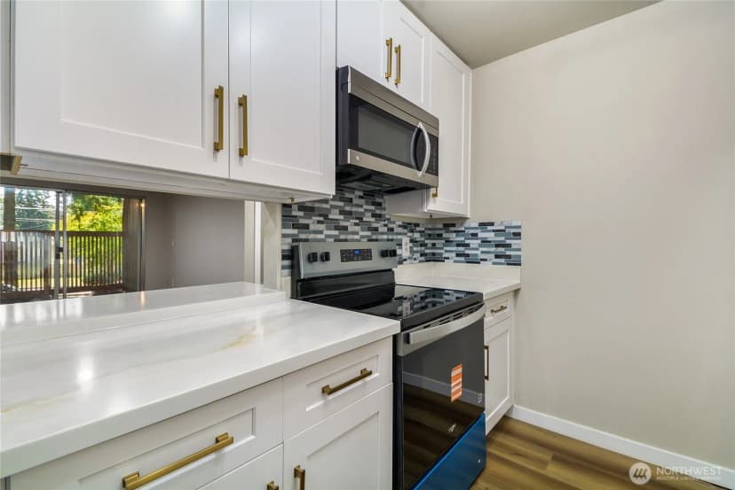 Property photo for 4805 180th Street Sw #f102, Lynnwood photo 6