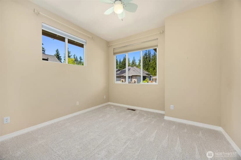Property photo for 13273 Sun Break Way Ne, Redmond photo 20