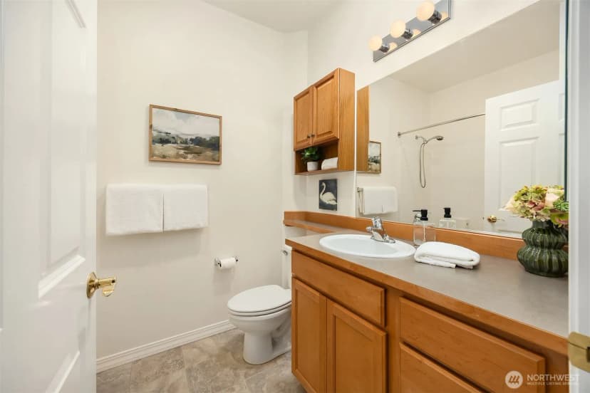Property photo for 13273 Sun Break Way Ne, Redmond photo 19