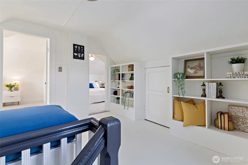 Property photo for 4048 37th Avenue S, Seattle photo 19