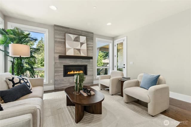Property photo for 17840 10th Avenue Nw, Shoreline photo 5