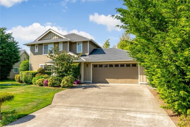 Property photo for 4610 Elmwood Drive, Blaine