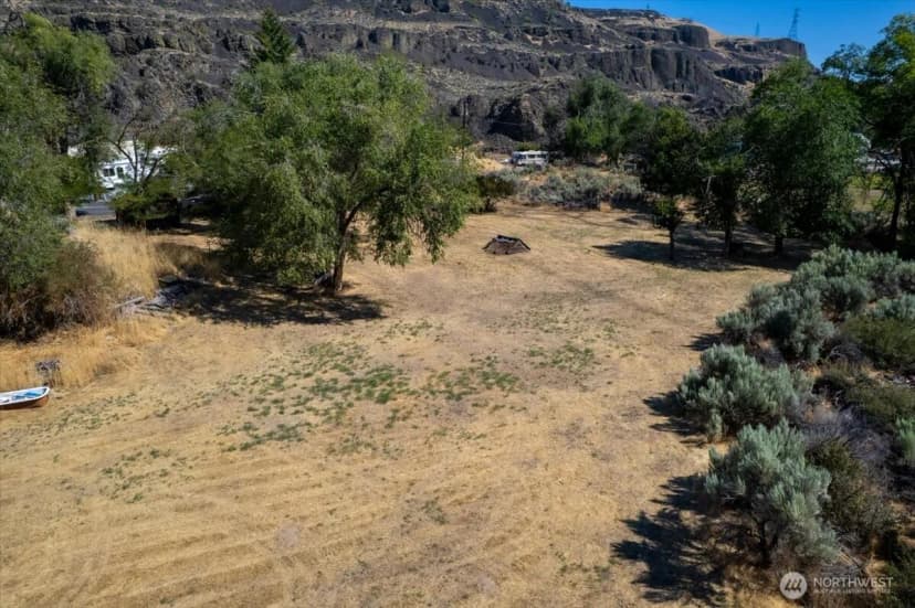 Property photo for 22007 Ne Pleasant Valley Road, Grand Coulee photo 15