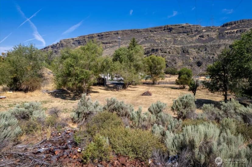 Property photo for 22007 Ne Pleasant Valley Road, Grand Coulee photo 13