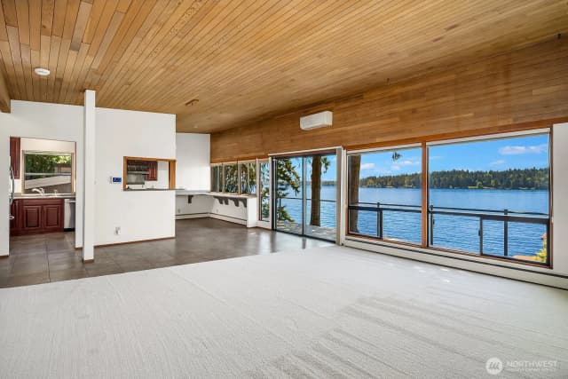 Property photo for 4835 Forest Avenue Se, Mercer Island photo 5