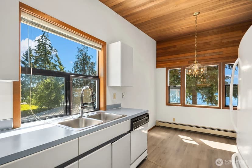 Property photo for 4835 Forest Avenue Se, Mercer Island photo 20