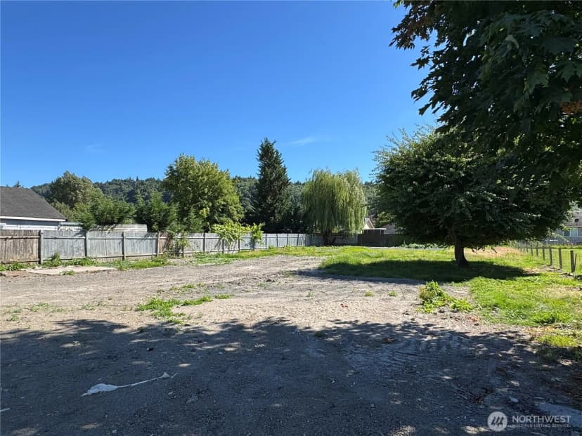 Property photo for 4727 Ocean Beach Highway, Longview photo 19