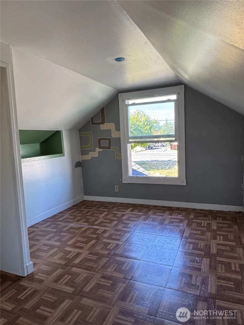 Property photo for 4727 Ocean Beach Highway, Longview photo 13