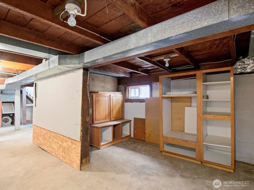 Property photo for 8848 13th Avenue Sw, Seattle photo 18