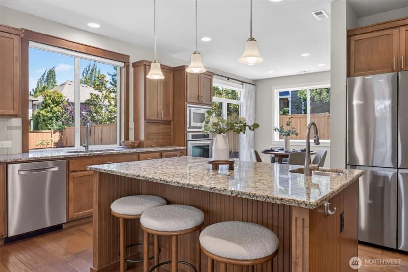 Property photo for 21056 Se 6th Place, Sammamish photo 13