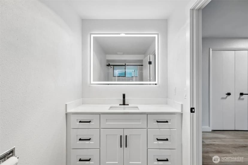 Property photo for 1508 Ne Brockman Place, Seattle photo 14