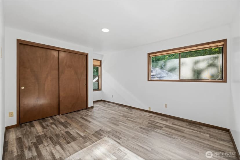 Property photo for 22850 Little Mountain Road, Mount Vernon photo 23