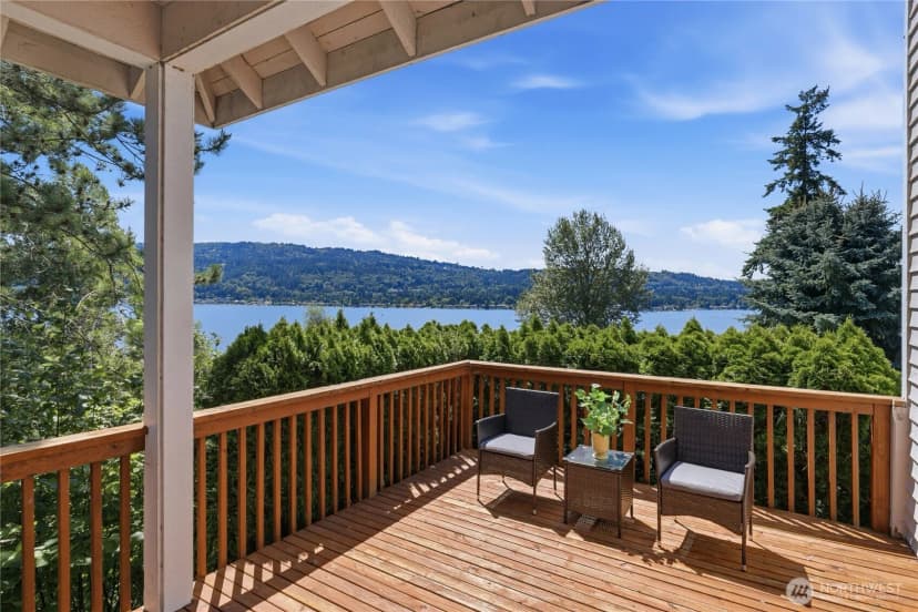 Property photo for 4123 205 Avenue Se, Sammamish photo 4