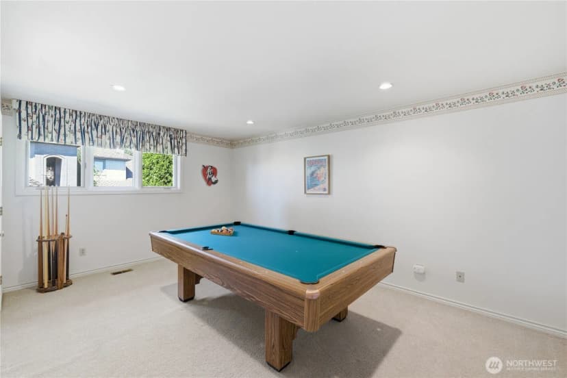 Property photo for 4123 205 Avenue Se, Sammamish photo 19