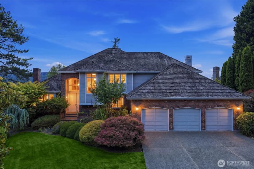 Property photo for 4123 205 Avenue Se, Sammamish