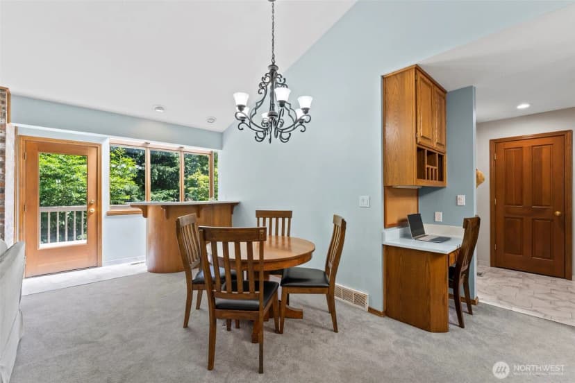 Property photo for 22200 Sweeney Road Se, Maple Valley photo 7