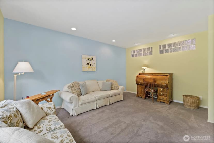 Property photo for 22200 Sweeney Road Se, Maple Valley photo 15