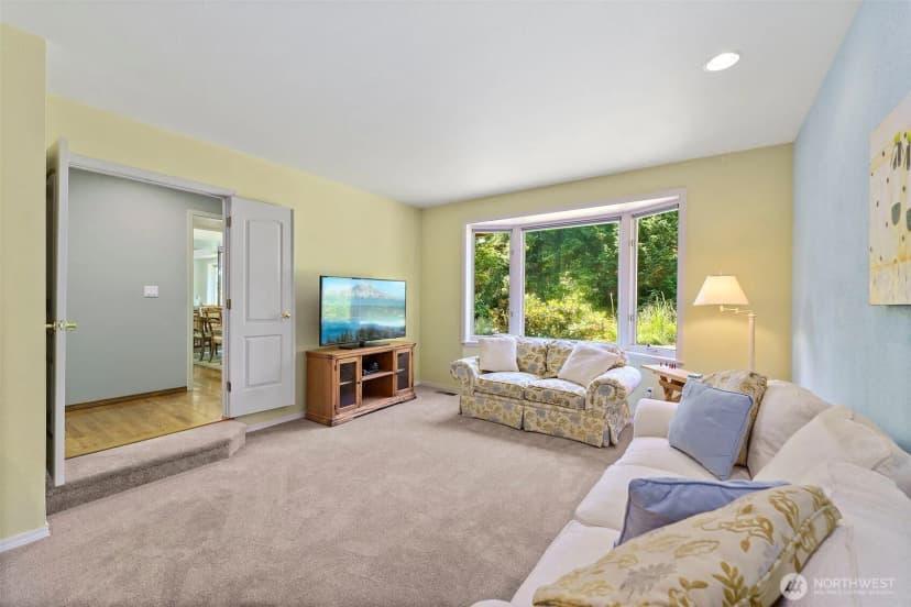 Property photo for 22200 Sweeney Road Se, Maple Valley photo 14