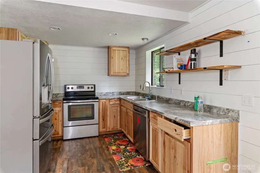 Property photo for 3857 Creek View Court Se, Port Orchard photo 16