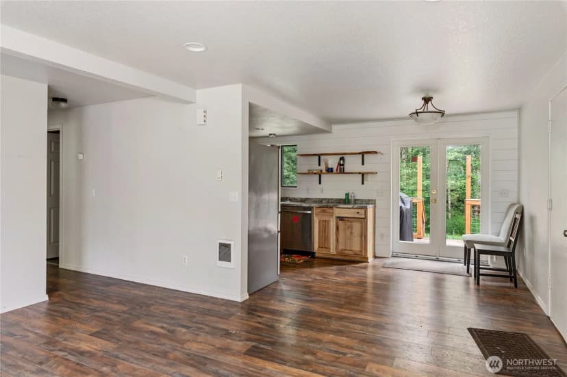 Property photo for 3857 Creek View Court Se, Port Orchard photo 12