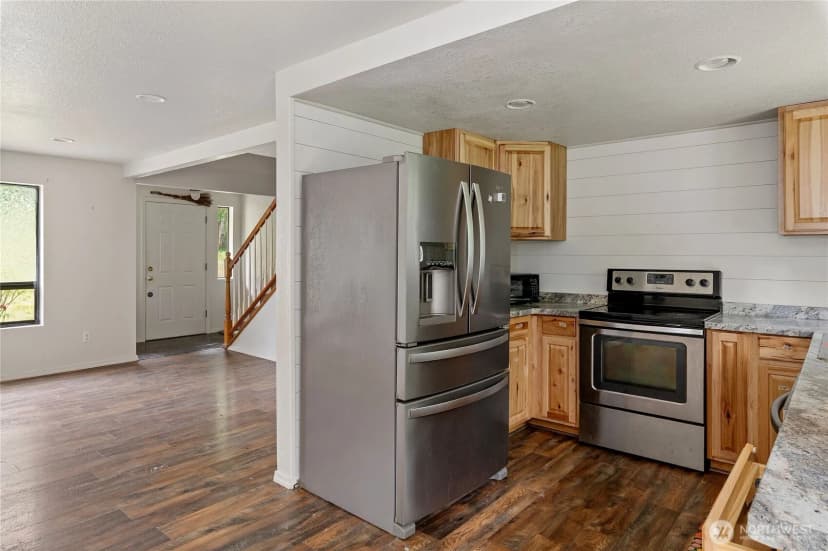 Property photo for 3857 Creek View Court Se, Port Orchard photo 17