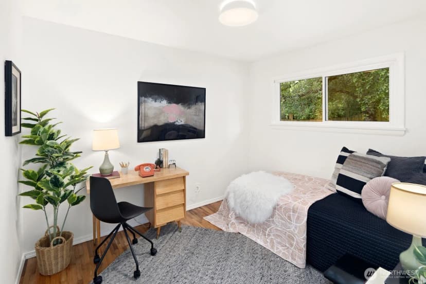 Property photo for 9261 31st Avenue Sw, Seattle photo 12