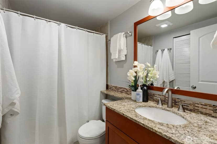 Property photo for 4831 Fauntleroy Way Sw #103, Seattle photo 25