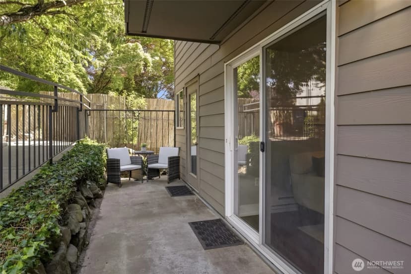 Property photo for 4831 Fauntleroy Way Sw #103, Seattle photo 13