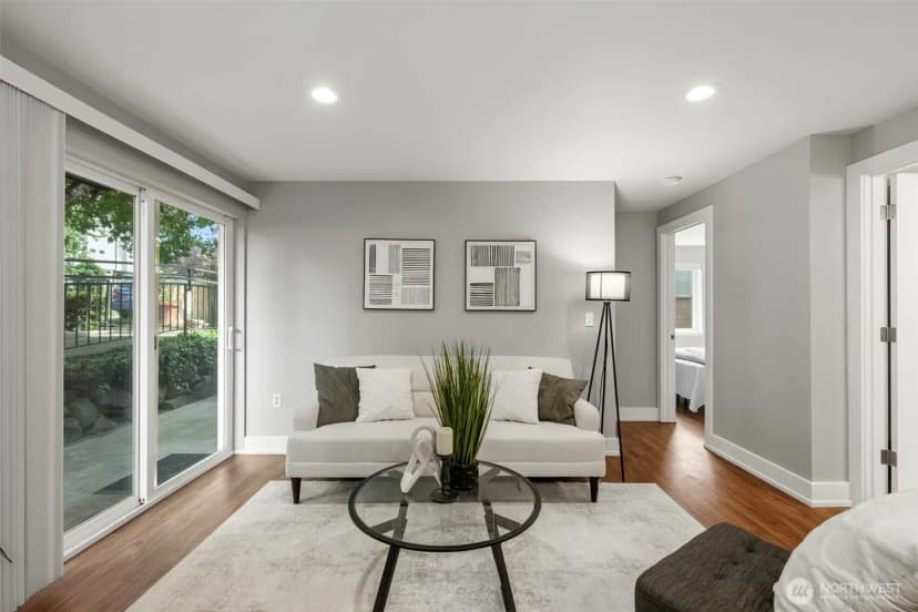 Property photo for 4831 Fauntleroy Way Sw #103, Seattle photo 4