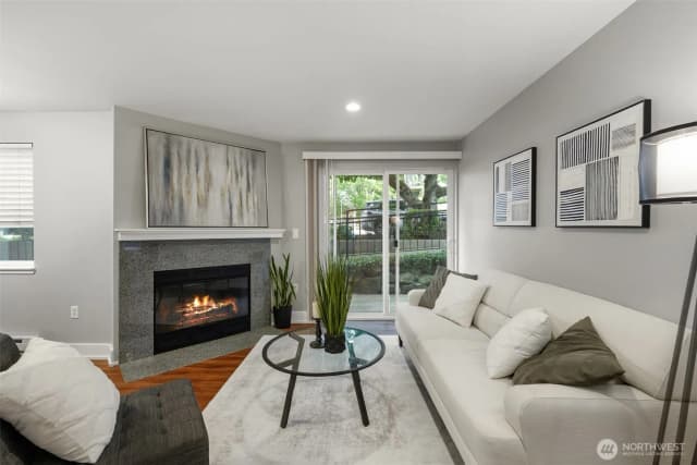 Property photo for 4831 Fauntleroy Way Sw #103, Seattle photo 5