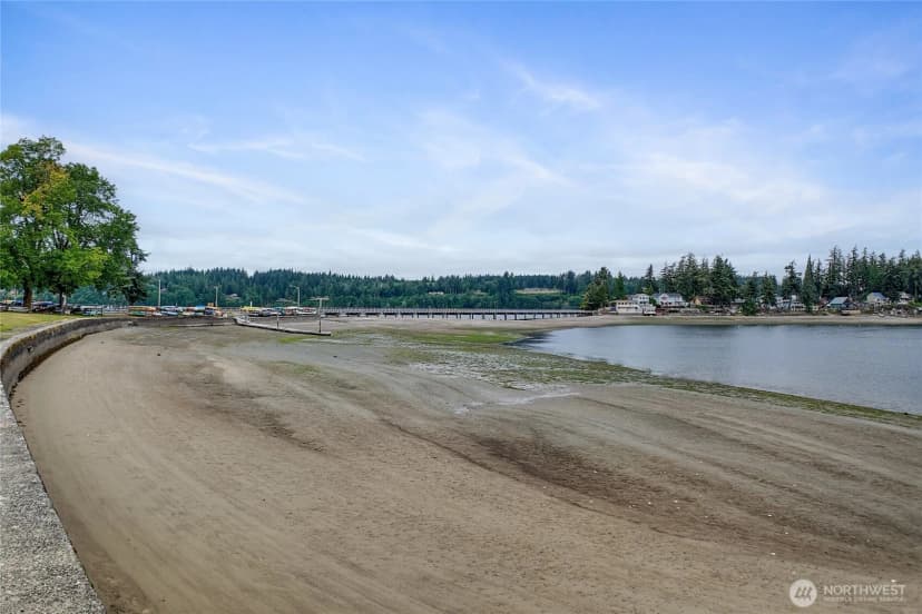 Property photo for 2026 Island Drive Nw, Olympia photo 40