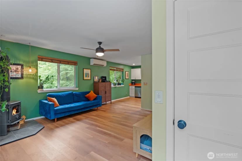 Property photo for 2026 Island Drive Nw, Olympia photo 4