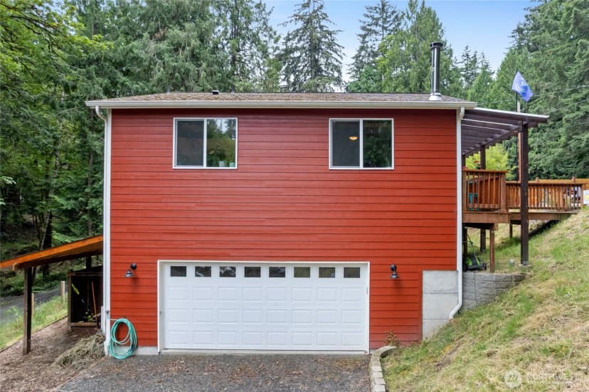 Property photo for 2026 Island Drive Nw, Olympia photo 31