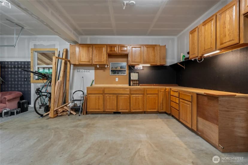 Property photo for 2026 Island Drive Nw, Olympia photo 30