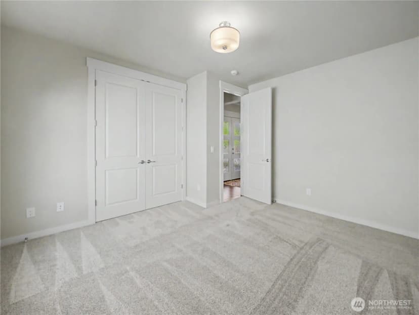 Property photo for 3284 Meadow Park Avenue, Enumclaw photo 27