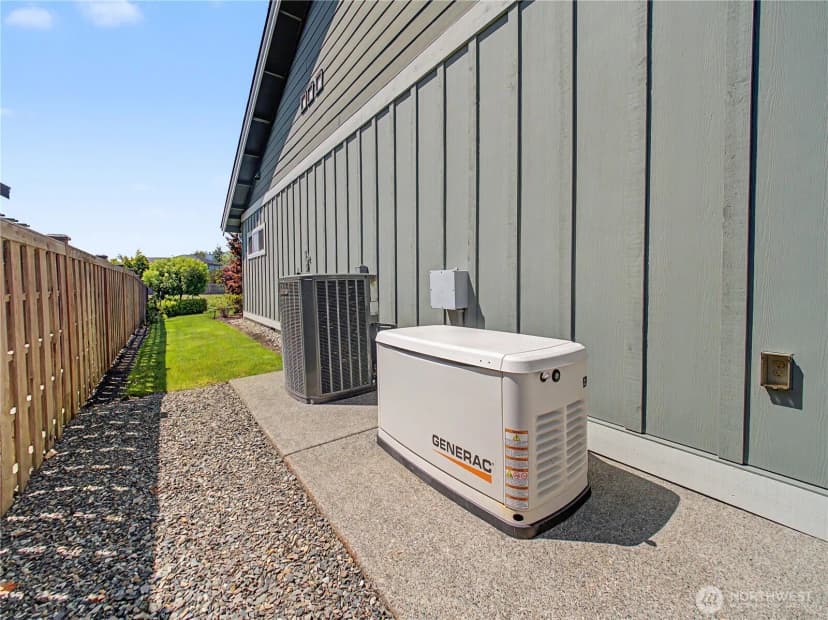 Property photo for 3284 Meadow Park Avenue, Enumclaw photo 36