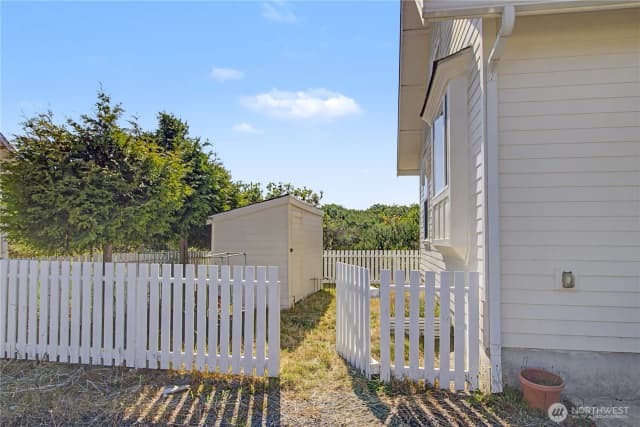 Property photo for 493 Ocean Spray St Sw #a, Ocean Shores photo 4