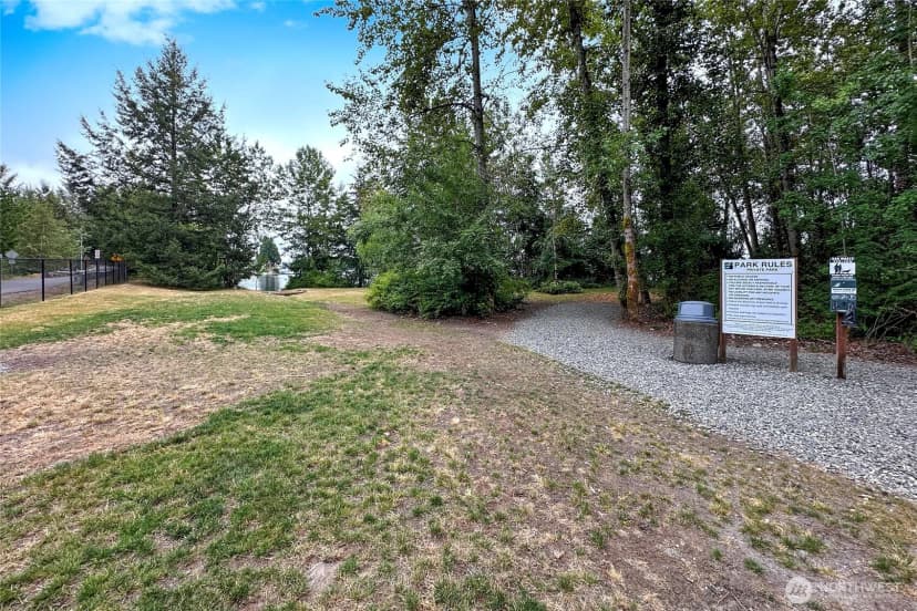 Property photo for 4302 W Tapps Drive E, Lake Tapps photo 37