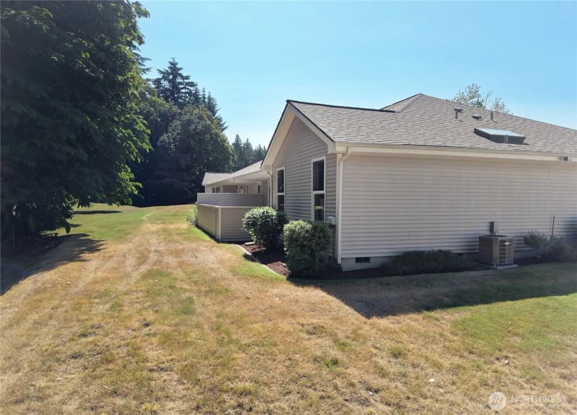Property photo for 8819 69th Court St Sw, Lakewood photo 28