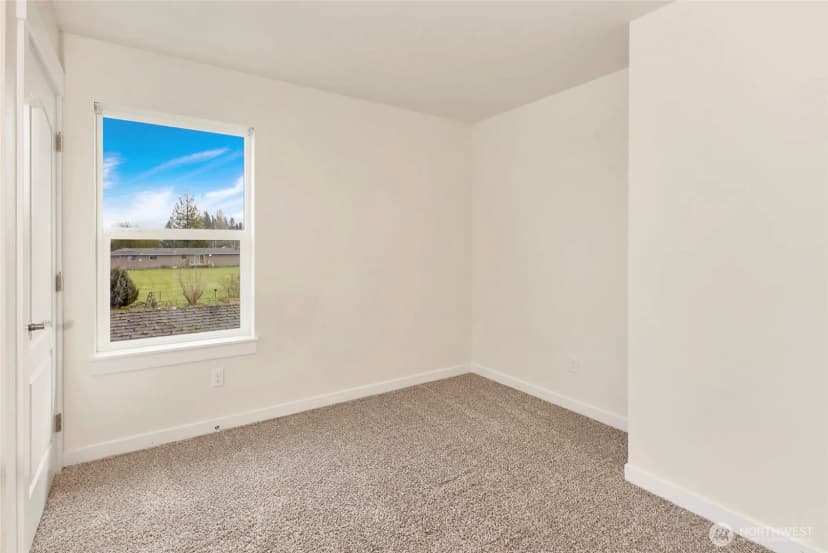 Property photo for 404 Front Street, Sumas photo 16