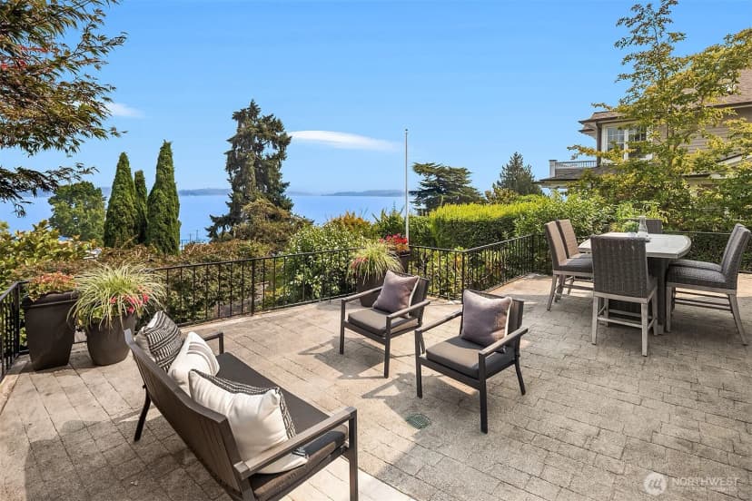 Property photo for 1021 Mcgilvra Boulevard E, Seattle photo 32
