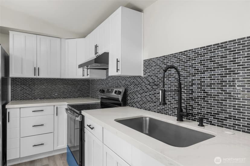 Property photo for 42129 Pine Street, Concrete photo 8
