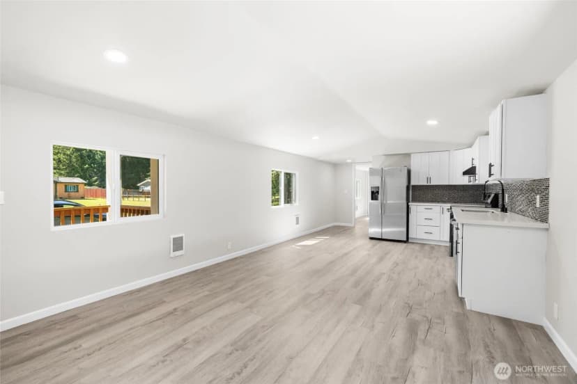 Property photo for 42129 Pine Street, Concrete photo 11