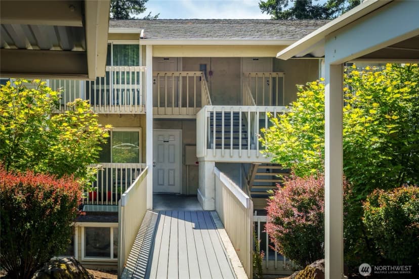 Property photo for 9474 Redmond-woodinville Road Ne, Redmond photo 10